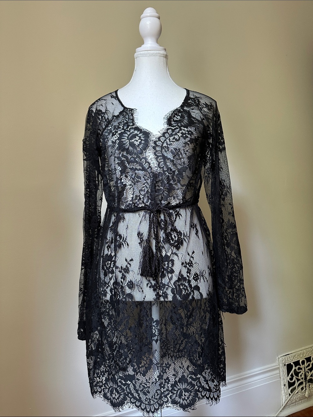 SOUTH BEACH Black Lace‎ Tassel Whimsigoth Summer Bikini Beach Cover Up Large